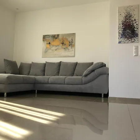 Exclusive Airport Apartment Kelsterbach Buitenkant foto