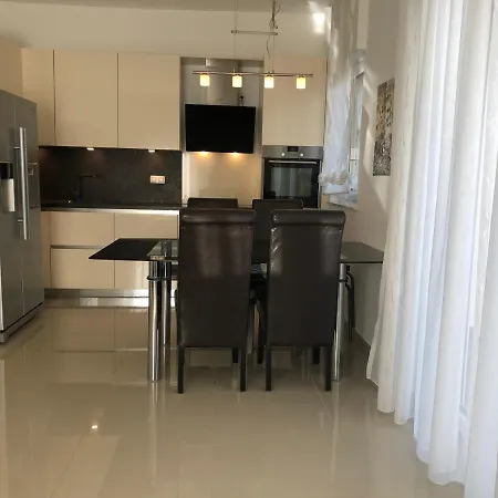 Exclusive Airport Apartment Kelsterbach Buitenkant foto