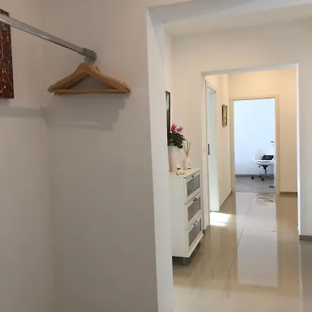 Exclusive Airport Apartment Kelsterbach Buitenkant foto