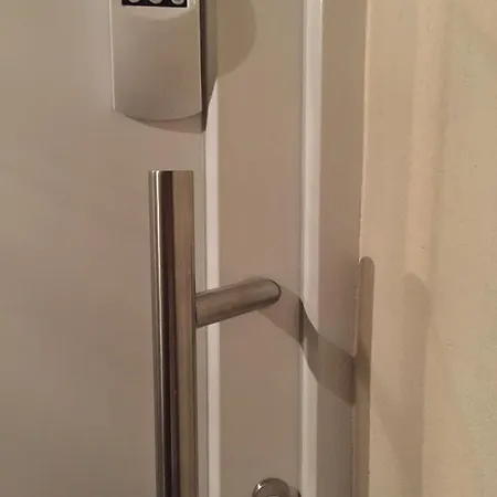 Exclusive Airport Apartment Kelsterbach Buitenkant foto