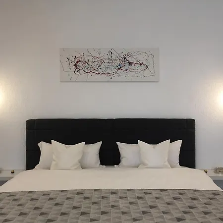 Exclusive Airport Apartment Kelsterbach Buitenkant foto