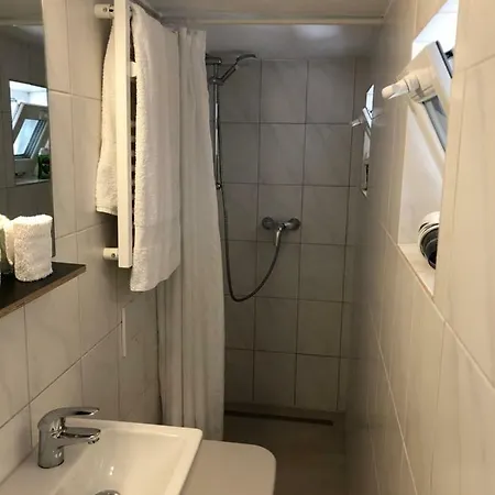 Exclusive Airport Apartment Kelsterbach Buitenkant foto