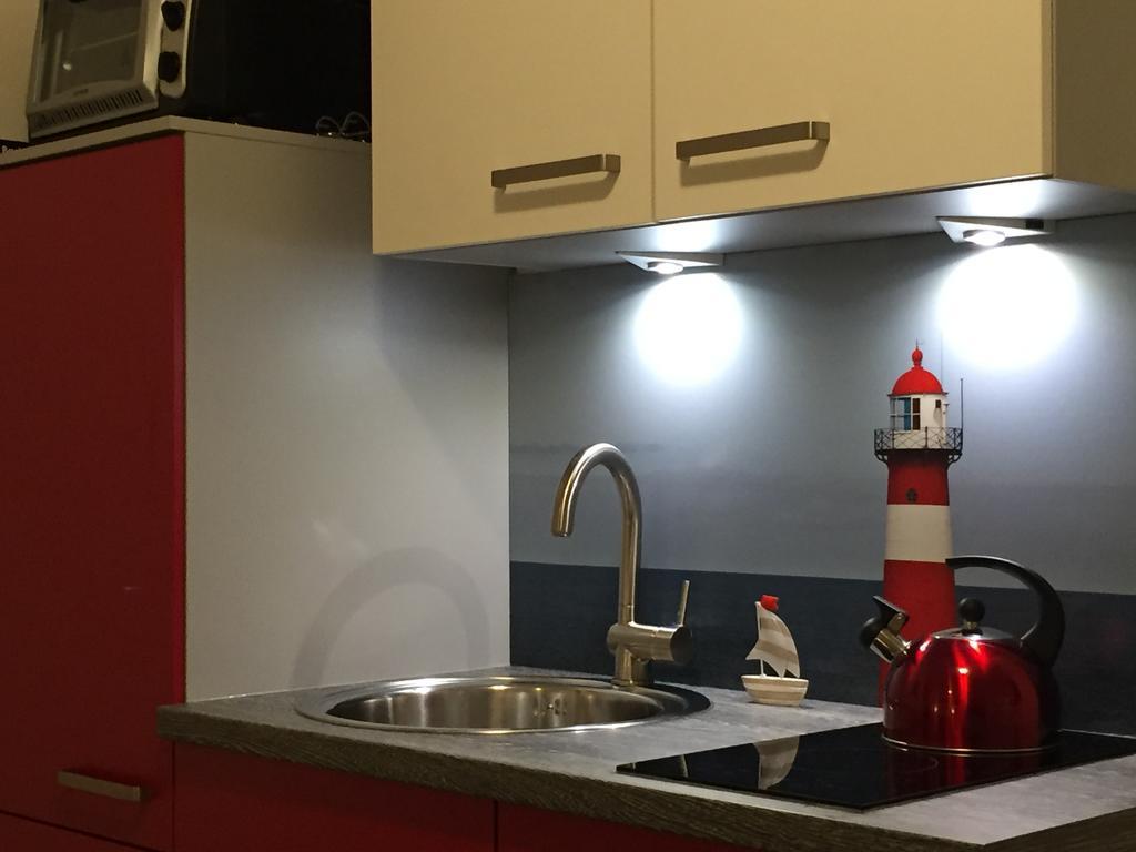 Exclusive Airport Apartment *